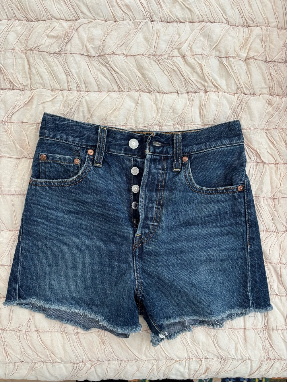 Levi’s Ribcage Distressed Shorts